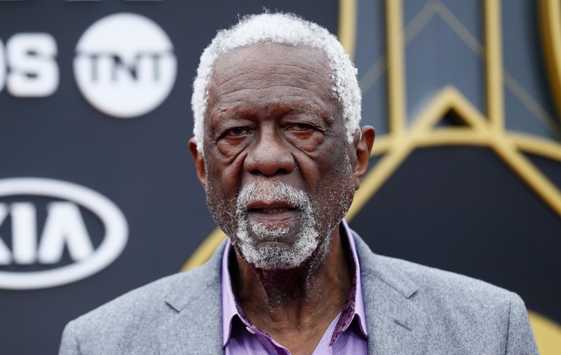 Legendarul baschetbalist Bill Russell, câștigător a 11 titluri NBA, a murit