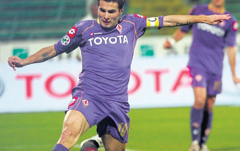 Genunchiul lui Mutu e perfect