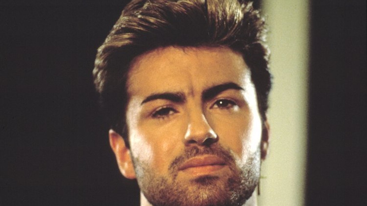 George Michael a murit