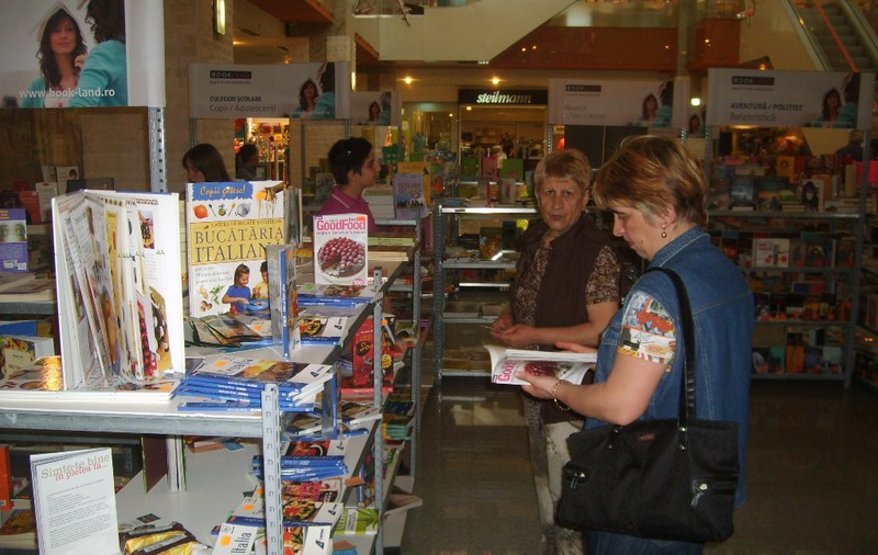 Cel mai prietenos târg de carte, BookLand, revine la Cluj! 