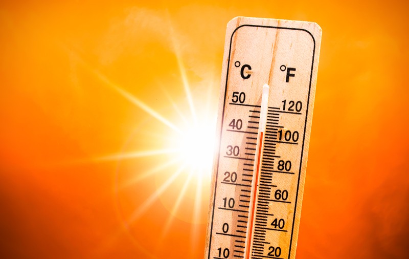 ANM anunță caniculă, nopți tropicale și furtuni în perioada 17-19 iulie 2026. Cod galben emis pentru mai multe județe din România