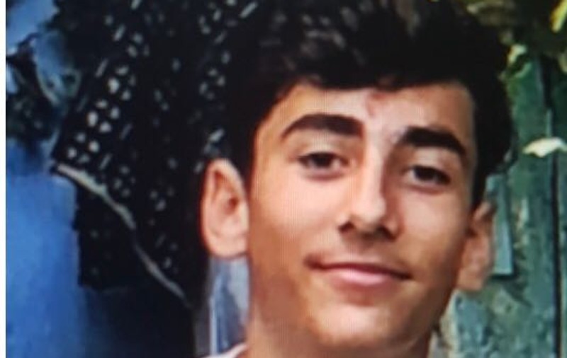 VIDEO/ Adolescent de 15 ani, răpit din maşina tatălui său la Vaslui. Momentul a fost filmat