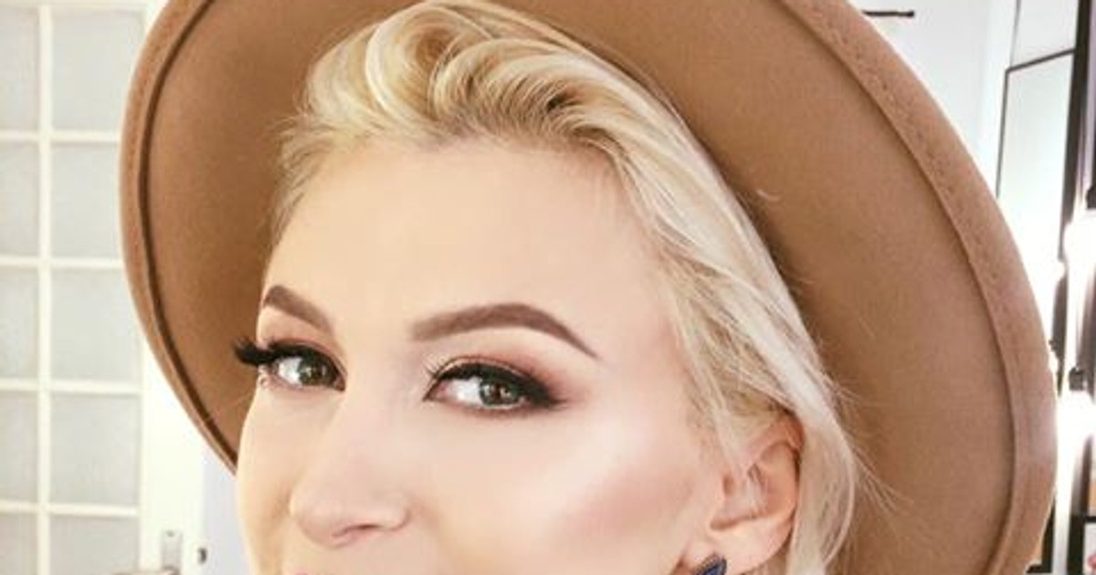 Andreea Bălan susține primul concert după ce a născut