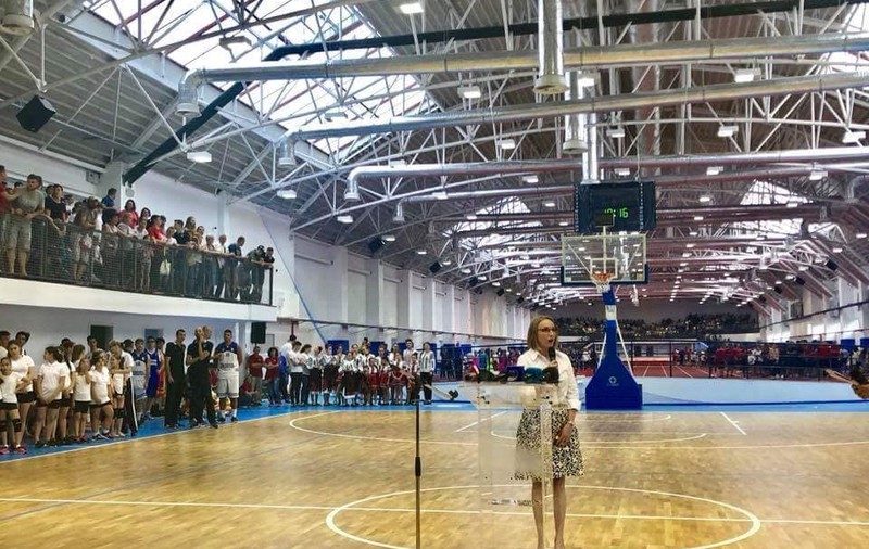 După stadionul ”Anghel Iordănescu”, la Voluntari avem și Sala Sporturilor ”Gabriela Szabo”. Urmează Academia de fotbal ”Adrian Mutu” și strada ”Frații Becali”?