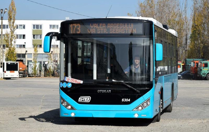 Reacția STB, după scandalul cu noile autobuze Otokar: "Sunt fiabile. Problemele sunt minore şi au fost remediate"