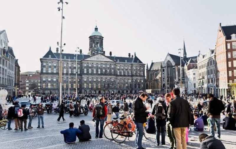 Amsterdam va avea cea mai mare taxă turistică din Europa: 16 euro pe noapte, la un hotel de o stea