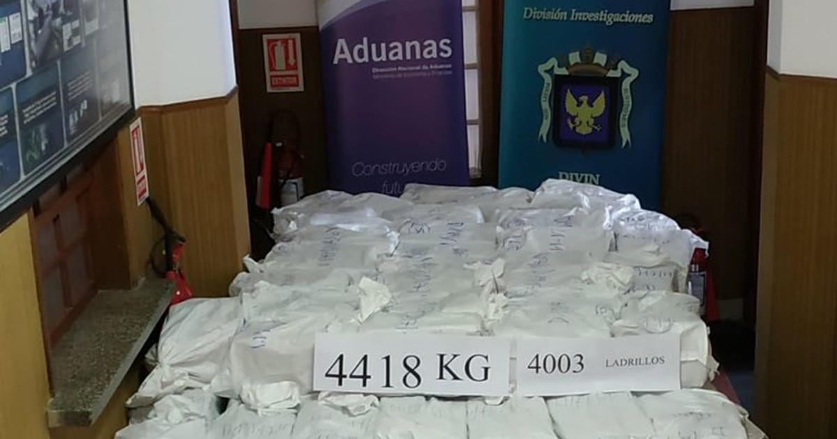 Cantitate-record de cocaină a fost confiscată în Uruguay. Unde a fost ascunsă ”marfa”