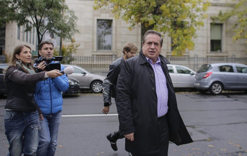 Ce s-a întâmplat cu șefii din poliție care s-au dat peste cap să-l scape pe milionarul Ioan Niculae, când un agent a vrut să-i ia permisul auto
