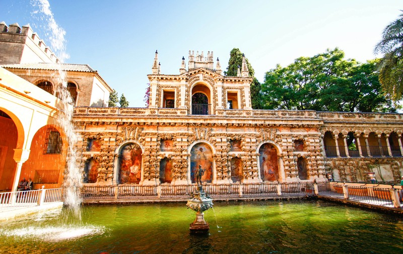 Palatul Regal al Sevilliei – Alcazar Real. Când poate fi vizitat și ce poți vedea