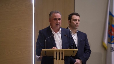 Șeful Autorității Vamale Române, Mihai Savin, reținut într-un dosar penal