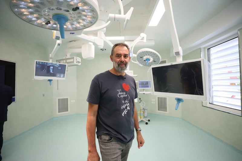 Alex Popa, președintele Asociației Inima Copiilor, a identificat nevoia de-a reface sălile de operație de la Spitalul M. Curie
