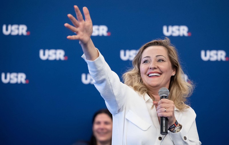 Culisele luptei pentru șefia USR. Elena Lasconi, favorită pentru președinție. Pe cine are în spate