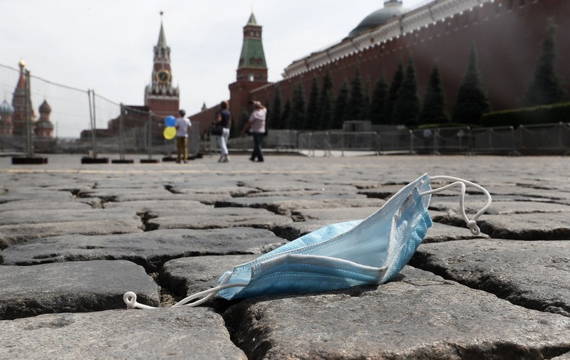 Rusia le recomandă oamenilor să stea acasă, în condiţiile unei creşteri rapide a infectărilor cu COVID-19