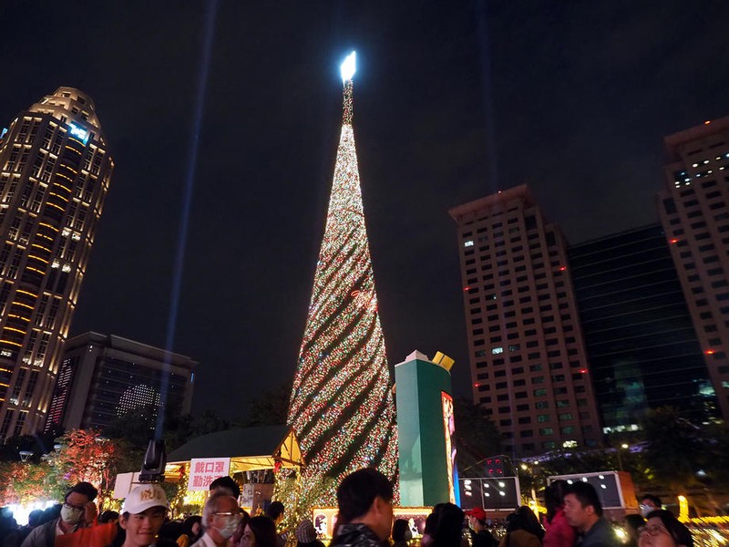 Pomul de Crăciun din Banciao, Taiwan | Foto: EPA