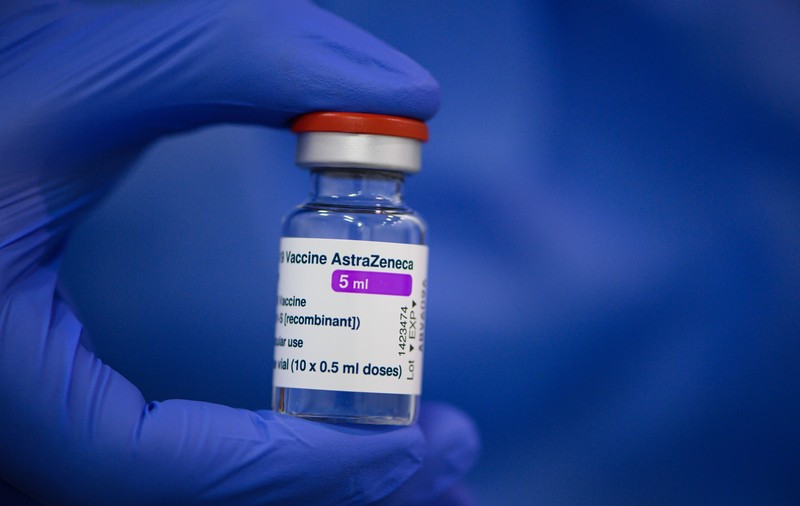 România va dona 1,1 milioane de doze de vaccin AstraZeneca pentru Pakistan, Bangladesh, Libia și Algeria