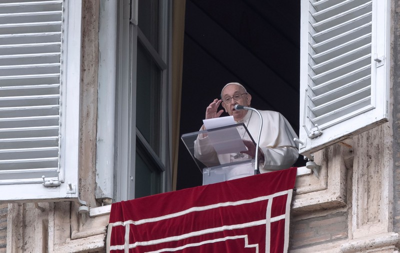 Războaie precum cel din Ucraina „sunt crime împotriva lui Dumnezeu şi a umanităţii”, spune Papa Francisc