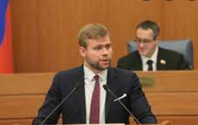 Nepotul liderului Partidului Comunist din Rusia, arestat după ce a plecat dintr-o benzinărie fără să plătească