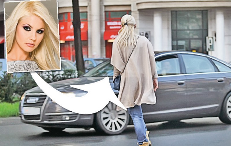 Foto: Adina, Andreea şi Cristina prinse pe picior greşit