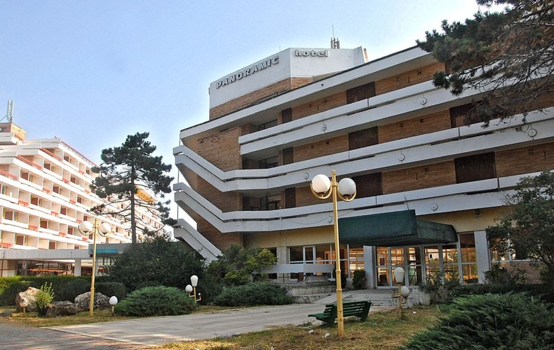 Ministrul turismului: S-a stricat conceptul de stațiune pe litoral. Avem blocuri de apartamente la un loc cu hotelurile