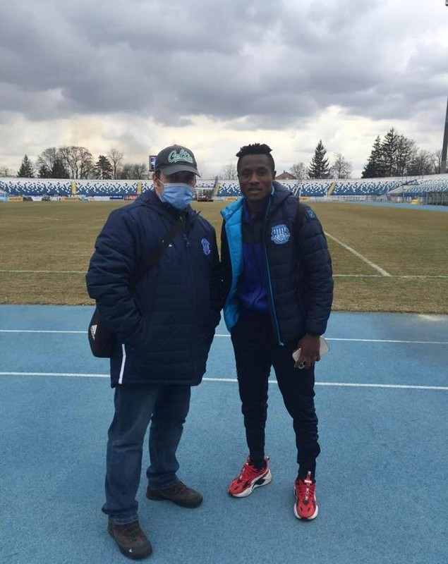 Înainte și după Christ. Kouadio, fundașul de la Poli Iași, a fugit de războiul civil din Coasta de Fildeș: „Am ajuns cu o barcă de refugiați în Sardinia”