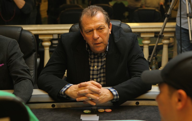 ”Steaua nu stă în Hamza. Ne garanta cineva că, dacă îl aveam în echipă, ne calificam în grupele Ligii Campionilor?” - Helmut Duckadam, preşedintele de imagine al Stelei