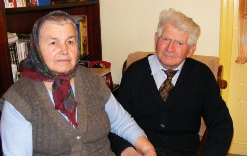 Familia Băsescu obişnuia să petreacă Paştele la bunicii din Suceava