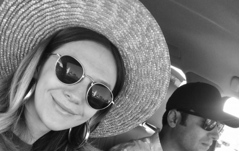 Cum și-a petrecut Adela Popescu prima zi de vacanță. "Eu și Radu, soțul meu iubit, împreună, unul lângă altul, arzând de dorință…"