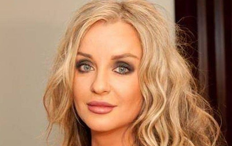 Tania Budi, GAFĂ DE NEIERTAT! Uite cum se afişează cu RĂDĂCINILE PĂRULUI NEVOPSITE | FOTO ÎN ARTICOL