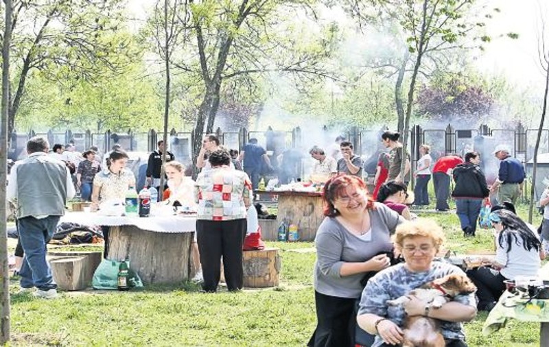 Foto | Ce s-au mai distrat bucureștenii de 1 Mai!