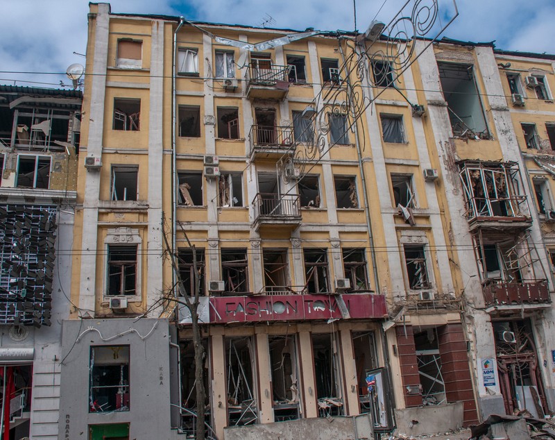 LIVETEXT Război în Ucraina, ziua 20 | Kievul, sub interdicție de circulație până joi, după intensificarea bombardamentelor. În Mariupol, armata rusă a luat ostatici medicii și bolnavii dintr-un spital