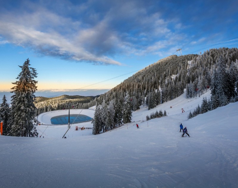 Pârtiile de schi din Poiana Brașov au fost deschise. Recomandările salvamontiștilor
