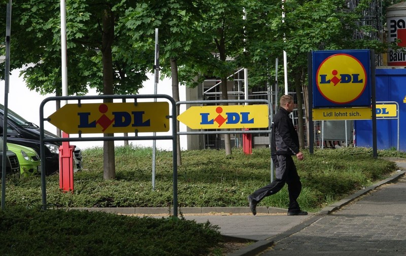 VIDEO | Explozie cu trei răniți la sediul central Lidl din Germania. Bomba artizanală ar fi fost plasată într-o scrisoare-capcană