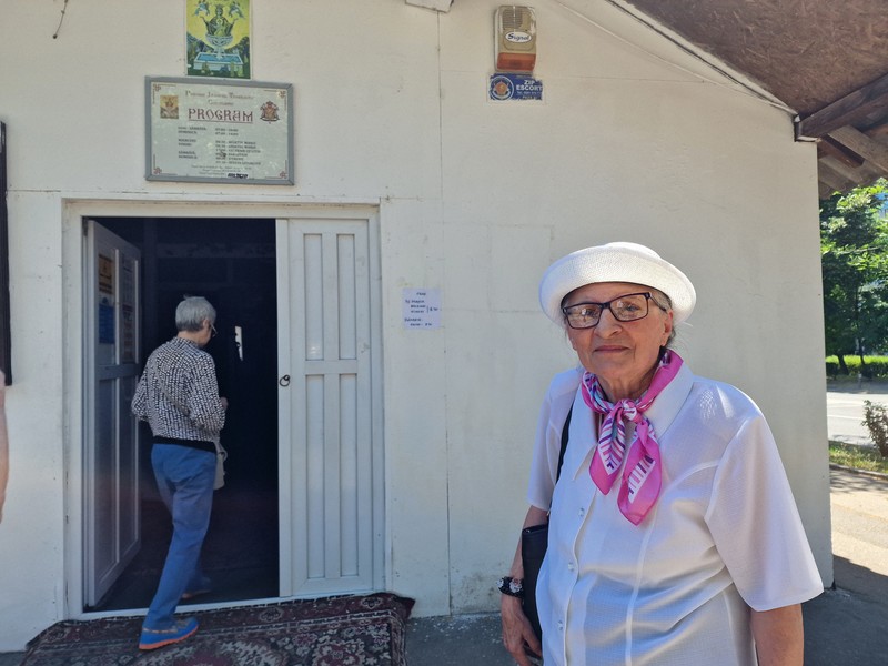 O doamnă care a lucrat 14 ani pentru lăcașul de cult: „Nu înţeleg pe cine deranjează biserica asta”