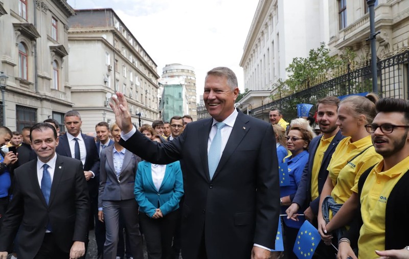 FOTO | Klaus Iohannis intră oficial în cursa pentru un nou mandat de preşedinte: "PSD trebuie îndepărat de la putere, prin mijloace constituţionale!"
