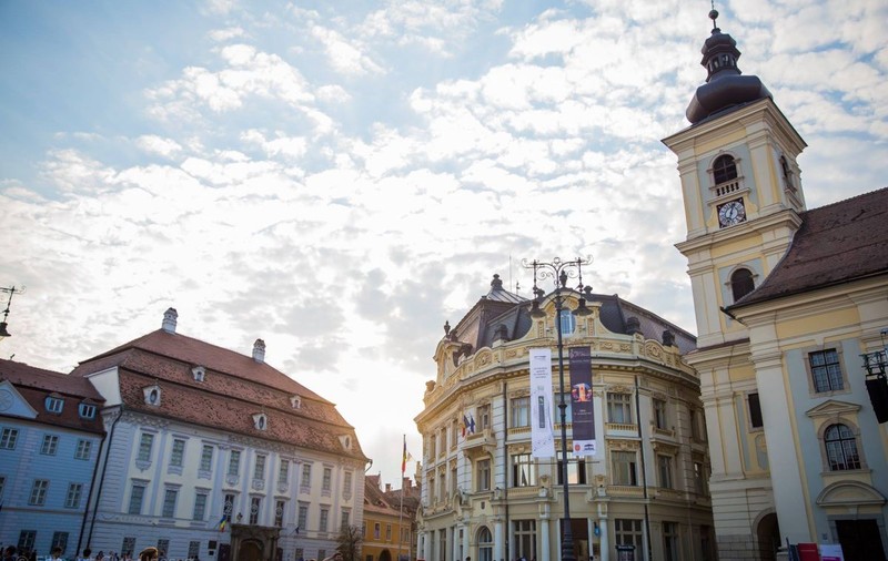 O revistă americană recomandă vacanțe în România, în locul celor în Elveția