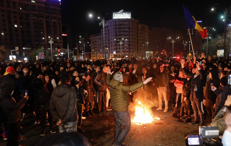 Totul stă să explodeze! O comparație cu pogromul de la Chișinău ne arată cât de tensionată este societatea românească