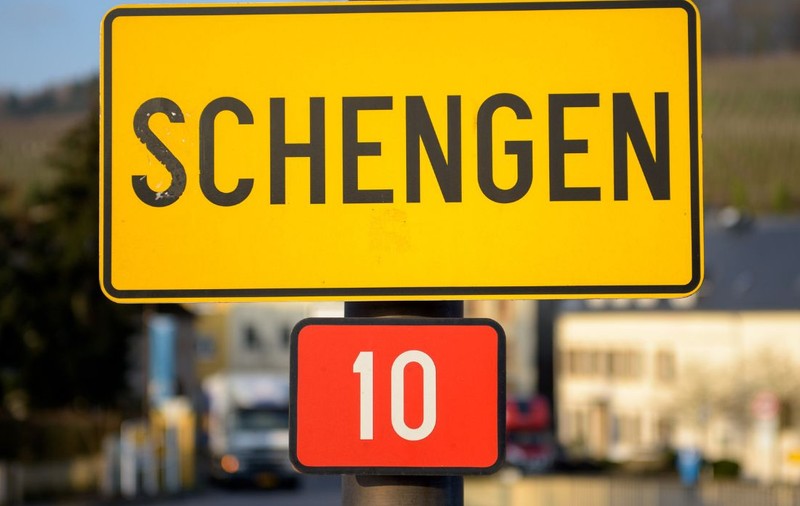 Suedia suspendă spațiul Schengen, începând de luni. Sfaturile MAE pentru românii care călătoresc în țara nordică