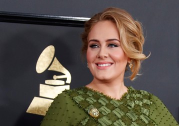 Adele negociază pentru a-și face debutul într-un musical