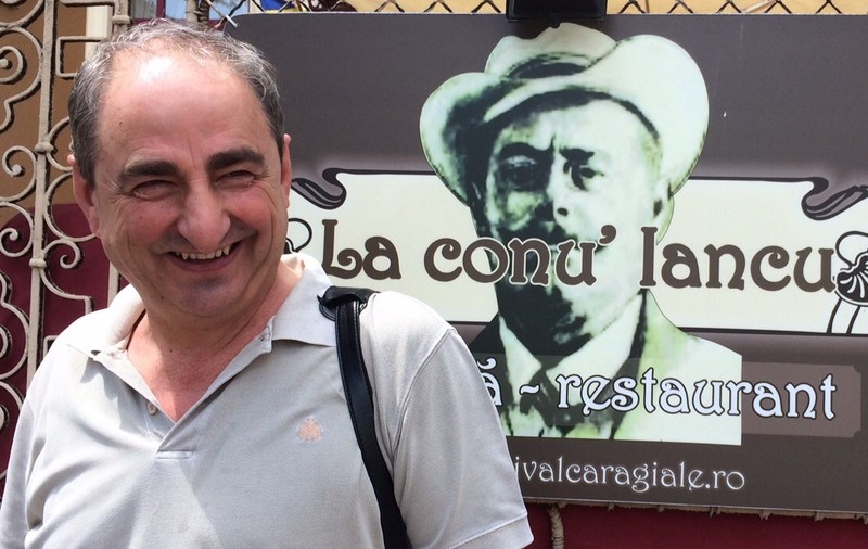 Actorul Vasile Muraru a împlinit 66 de ani. Ce spune despre partenerul său de scenă, regretatul Nae Lăzărescu. „Așa am rămas împreună”