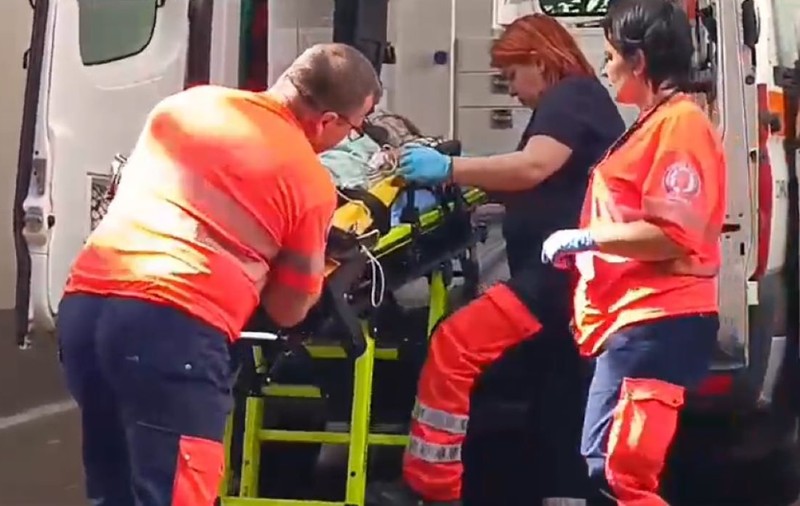 O fetiță de 11 ani din Botoșani s-a culcat după ce a căzut cu trotineta și nu s-a mai trezit. A fost dusă în comă la spital