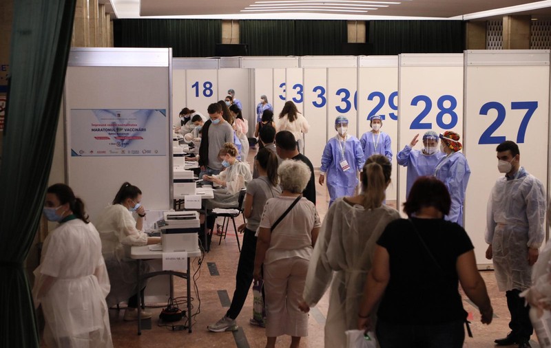 29 de români peste 90 de ani s-au vaccinat la maraton. La ce grupe de vârstă a fost cea mai mare prezență