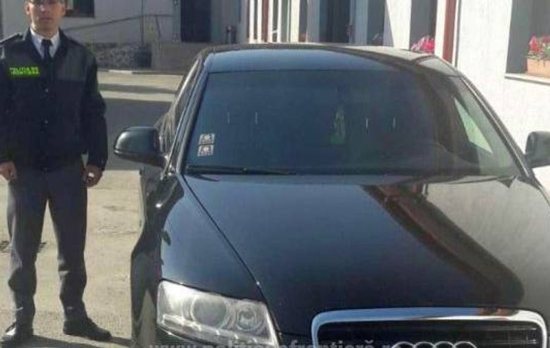 Tupeu maxim la frontiera cu Ungaria. Un român a încercat să treacă cu o mașină furată și permisul fals