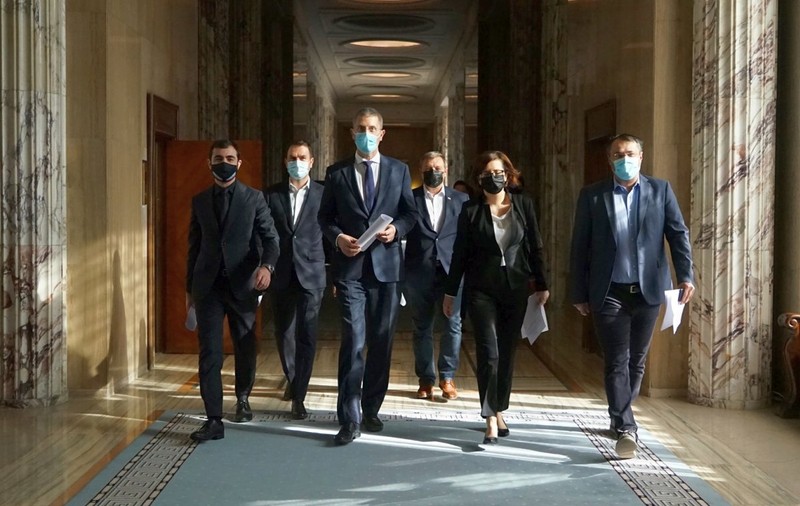 Vicepremierul Dan Barna şi cei cinci miniştri USR-PLUS și-au depus demisiile la Guvern