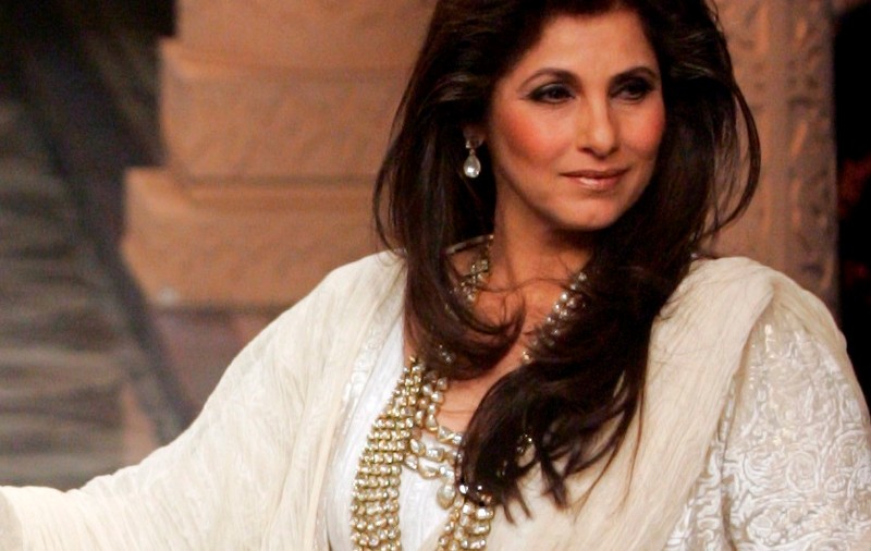Dimple Kapadia: "Pokerul e secretul frumuseţii"