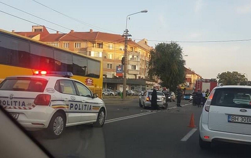 Șofer prins beat și drogat la volan, după o tamponare în Oradea
