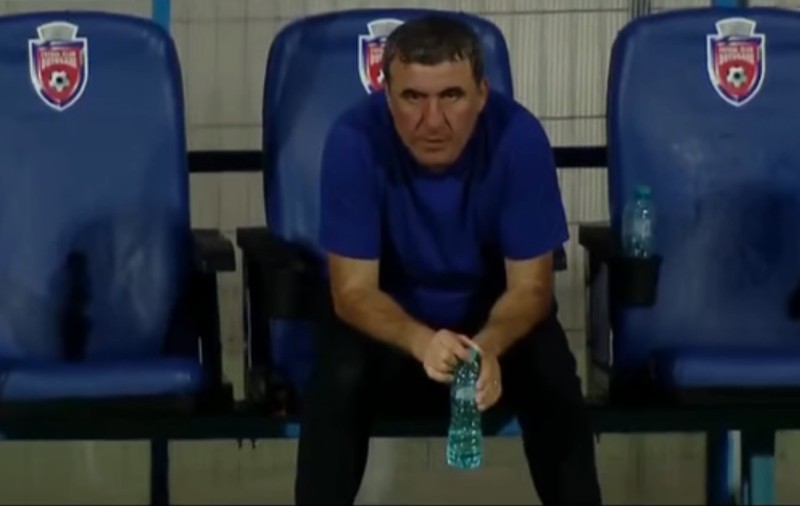 Gică Hagi l-a sfidat pe Răzvan Burleanu la Supercupa României. Managerul Viitorului a evitat să dea mâna cu președintele FRF | FOTO&VIDEO