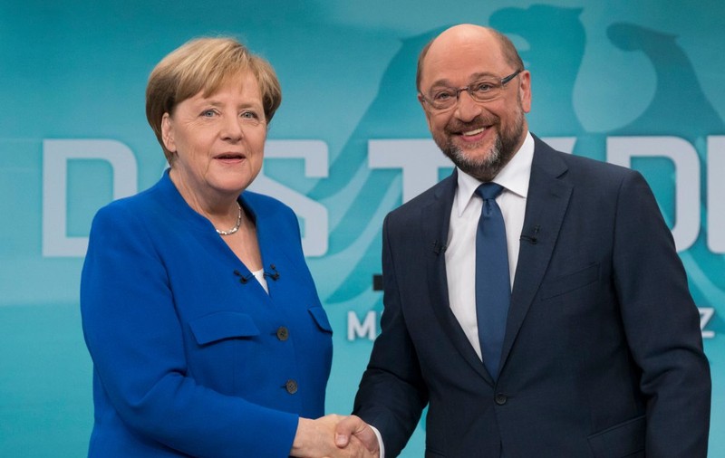 Angela Merkel și Martin Schulz s-au întâlnit pentru a discuta o alianță, dar nu au ajuns la un consens