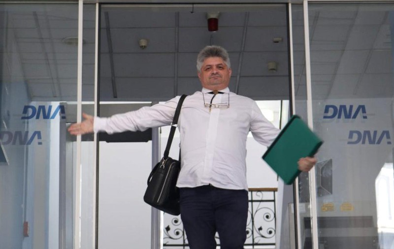 Judecat pentru corupție, Florin Secureanu spune că “livrează în 4 zile” teste rapide pentru coronavirus