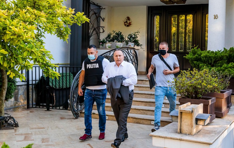 Gheorghe Nichita, fostul primar din Iași, ridicat de polițiști, după ce a fost condamnat la 5 ani de închisoare: “Nu mă așteptam la așa ceva”