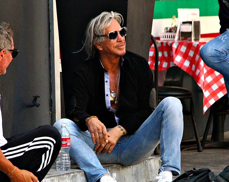 Mickey Rourke arată din ce în ce mai rău. A ajuns ținta glumelor pe internet | FOTO